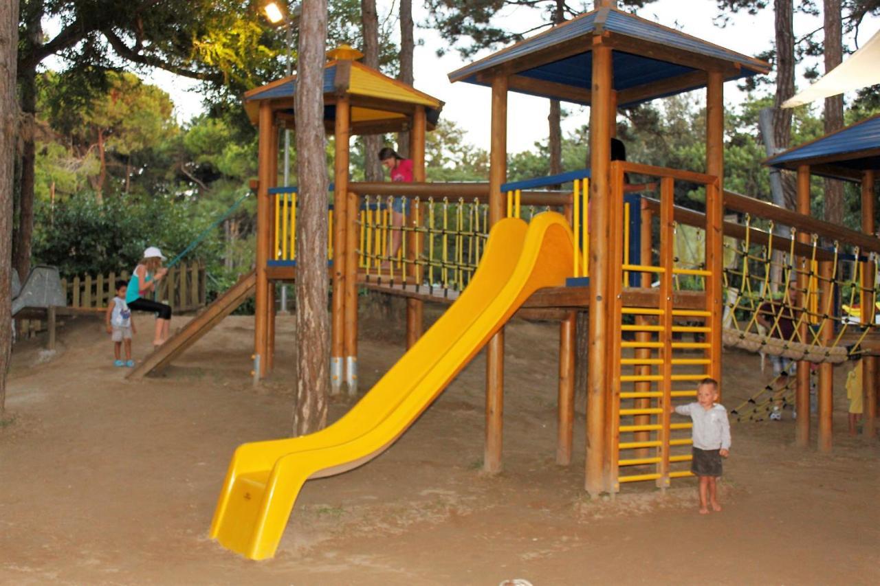 Mobilhome Skalla Cz Lignano Линьяно-Саббьядоро Экстерьер фото